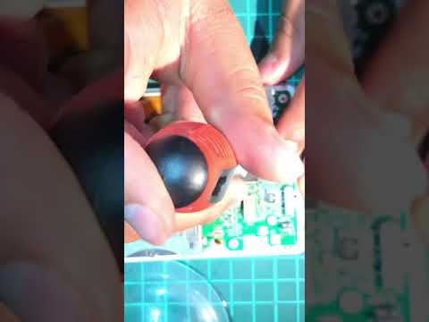 Step by step guide to taking apart a Nintendo DS Lite